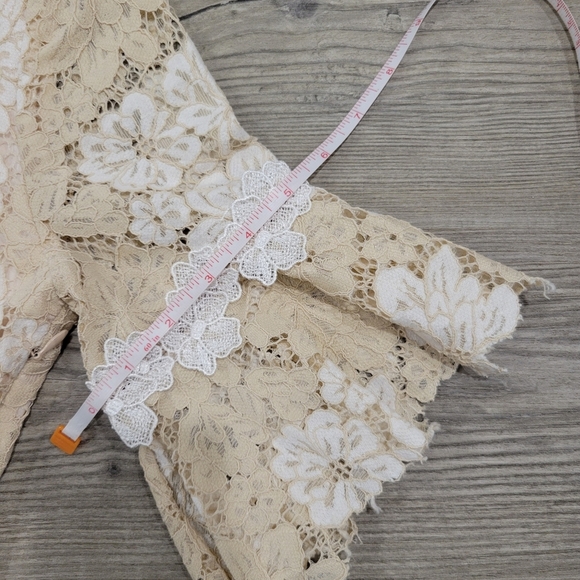 Saylor Lace Maggy Midi Dress Small - Picture 10 of 12